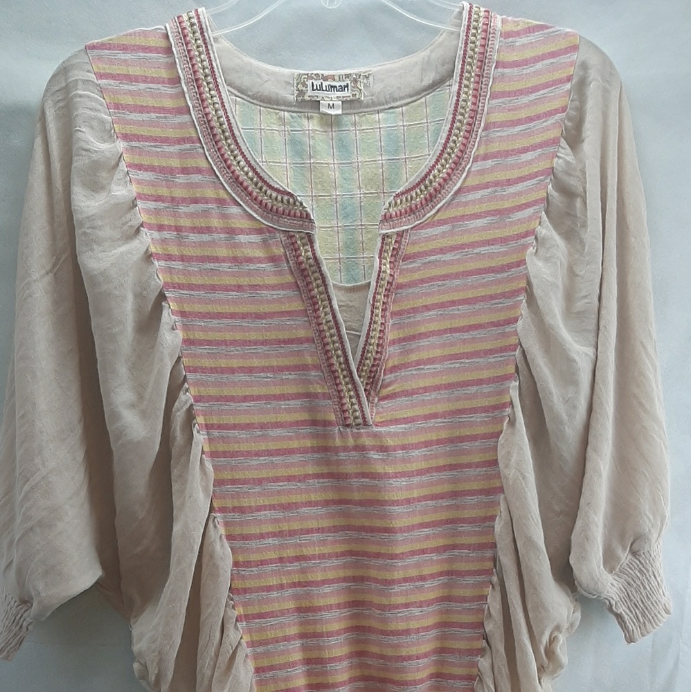 Lulumari top size m clean .
